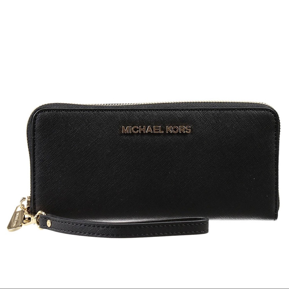 Michael Kors | Black Leather ZIP wallet